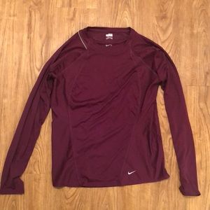 Nike top